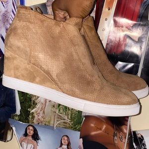 LINEA PAOLO ‘Felicia’ wedge bootie